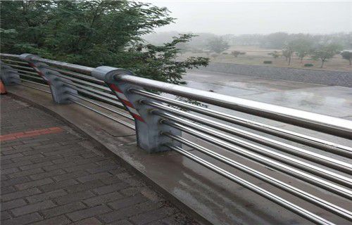 不銹鋼復合管護欄